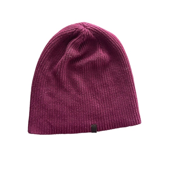 Roots Accessories - 3/$20 ✅ Roots Canada Beanie